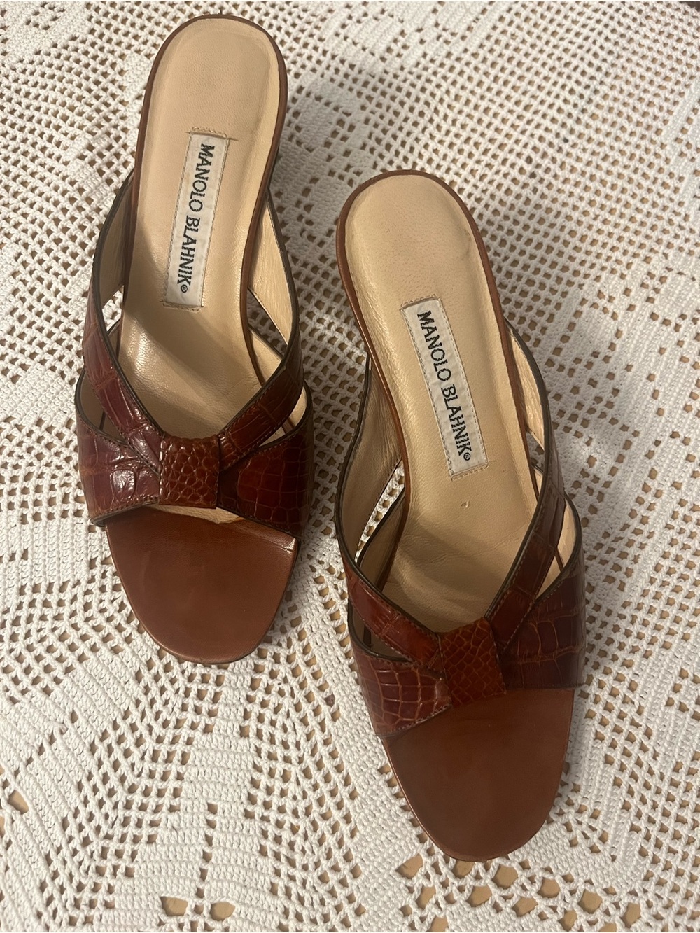 Manolo Blahnik Brown Croc-Embossed Leather Slide Mules